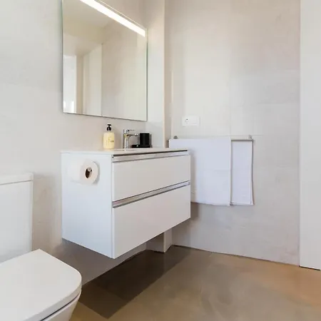 2 Apartments Sea Breeze Famara Buitenkant foto