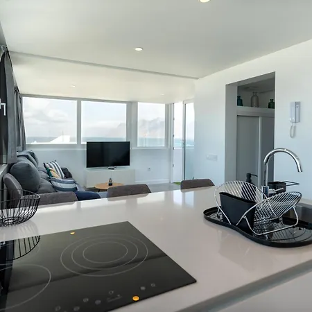 2 Apartments Sea Breeze Famara Buitenkant foto