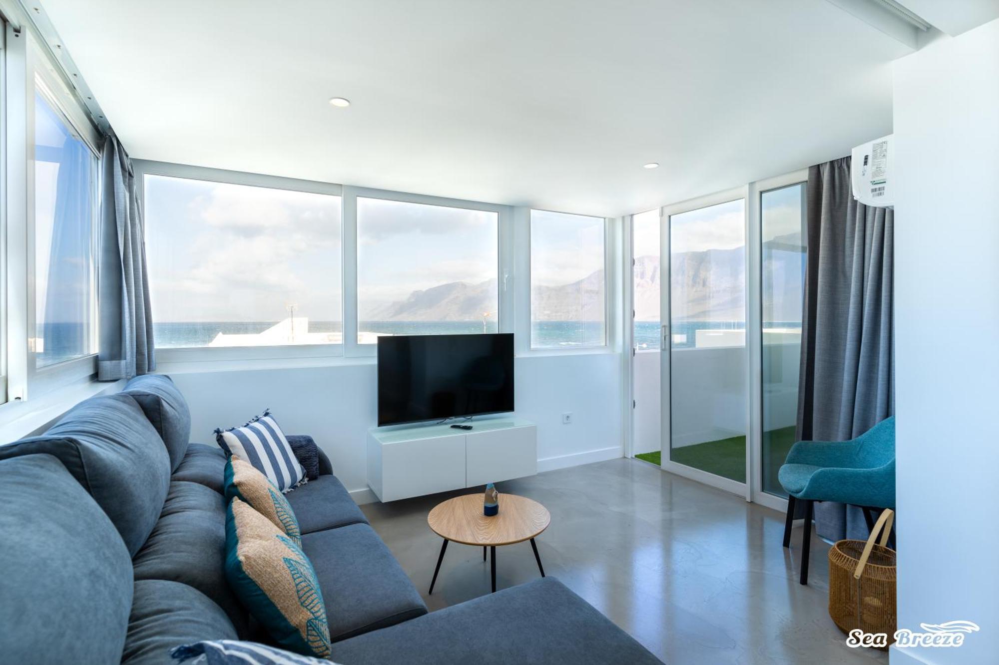 Apartment 2 Sea Breeze *