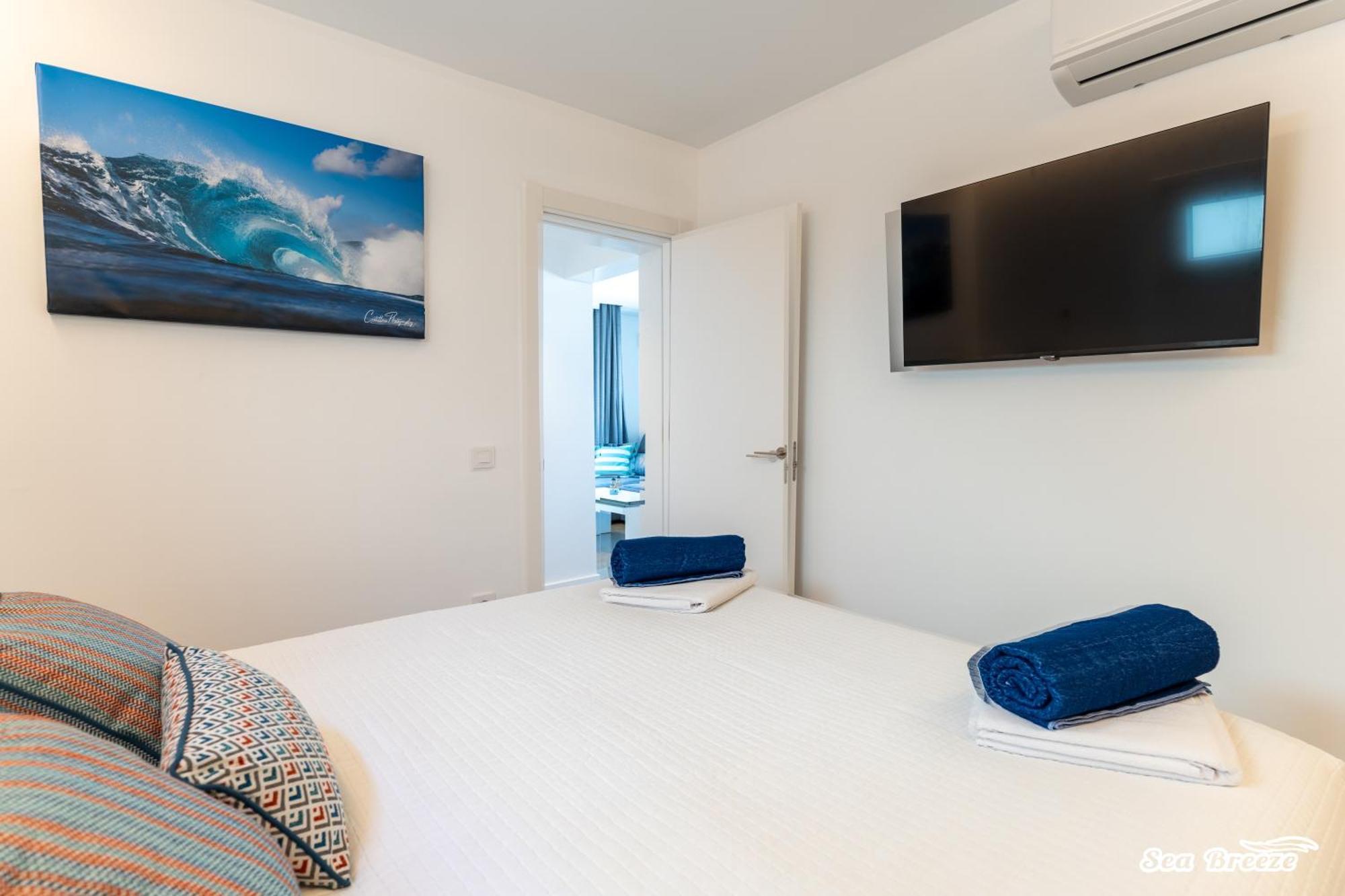 2 Sea Breeze Apartment Famara